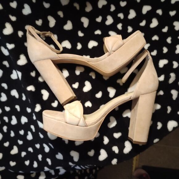 🆕👠Vince Camuto Mahgs Block Heeled Sandals - Picture 7 of 11